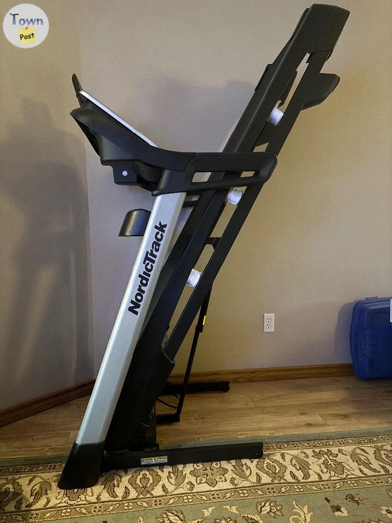 Like New NordicTrack C990 Treadmill - 3 - 1039226-1715453659_1