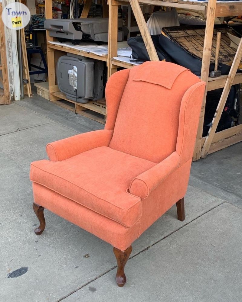 J J Upholstery service  - 25 - 1043079-1716496510_23