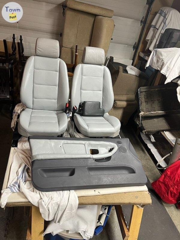 J J Upholstery service  - 6 - 1043079-1716496510_4