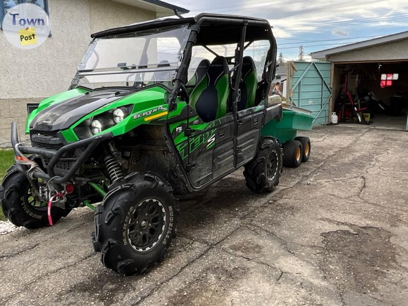 2022 Teryx4 Side by Side  - 2 - 1043954-1716739861_0