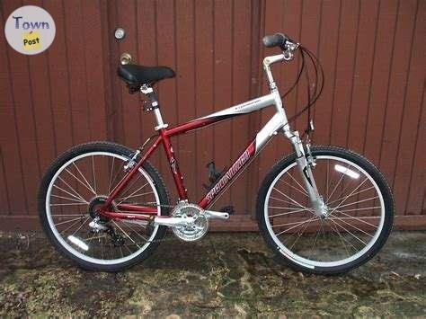 Specialized adult bike. - 1 - 1046911-1717523209