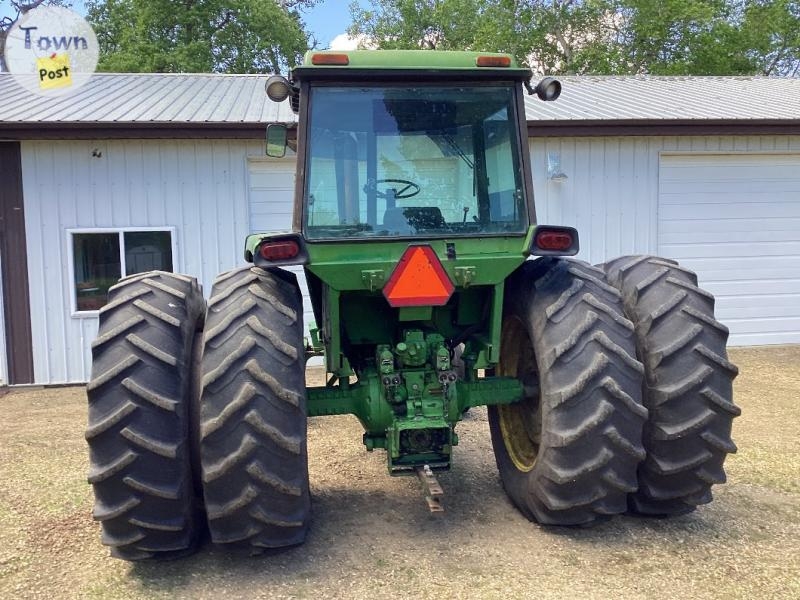 JD 4430 Tractor - 1 - 1049513-1717910941