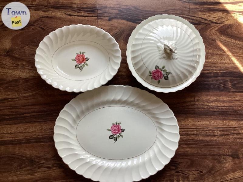 MYOTT STAFFORDSHIRE ENGLAND OLDE CHELSEA ROSE ACCESSORY DISHES - 1 - 1051530-1718501065