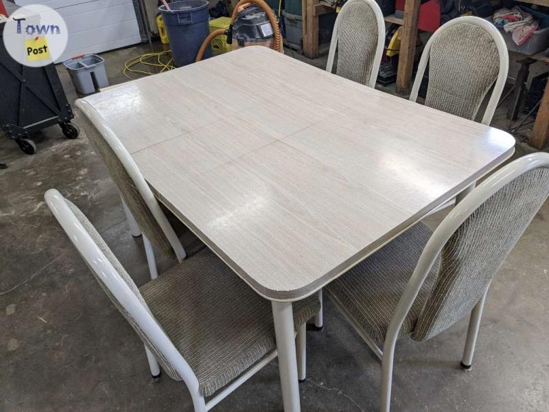 Kitchen Table - 1 - 1053594-1718652279