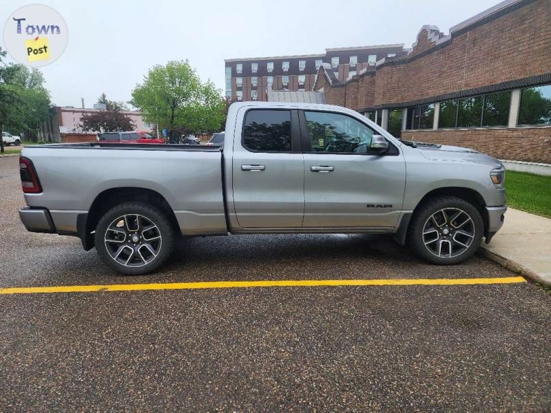 2019 Ram 1500 Sport - 4 - 1054027-1718734730_2