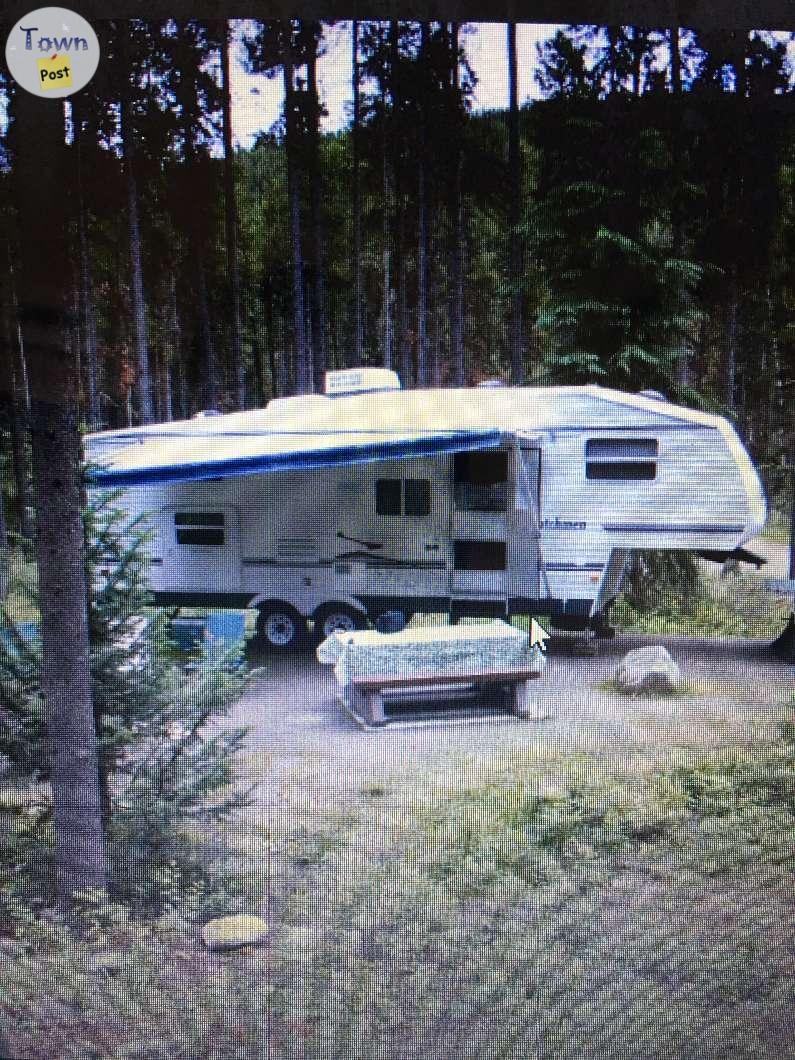 2006 Dutchmen Fifth Wheel 26ft - 1 - 1060010-1720291534