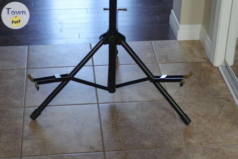 Yorkville 6 Guitar Stand - 3 - 1063870-1721191935_1