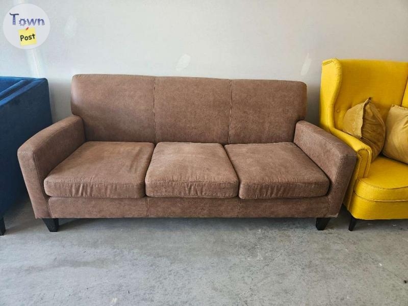 2 Sofas - 2 - 1064224-1721281587_0