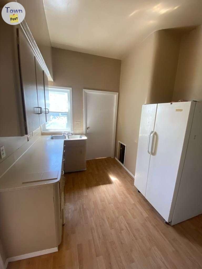 2 Bedroom 1 Bathroom Apartment - 2 - 1064901-1721512975_0