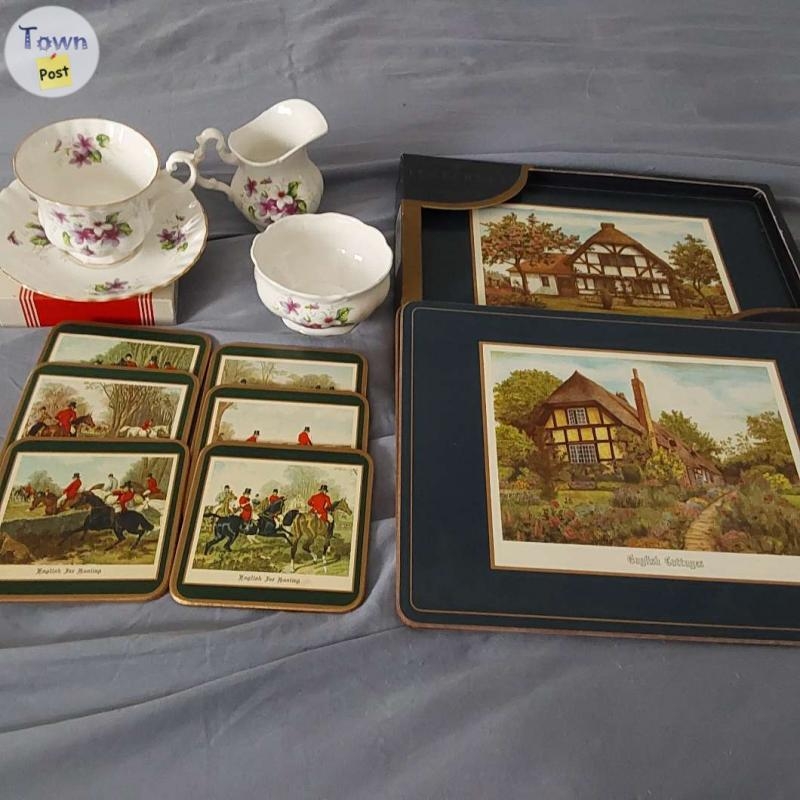 Pimpernel Placemats & coasters English Cottages and Hunters, Royal Albert teacup, cream, sugar set - 1 - 1064944-1721524772