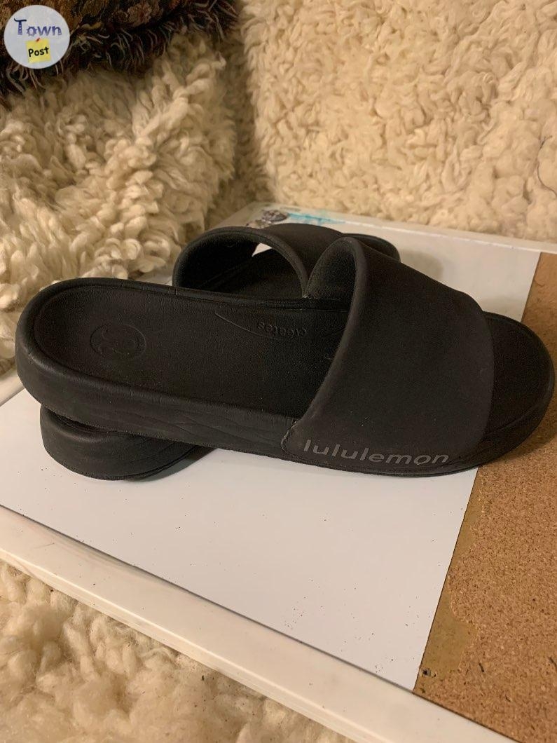 Men’s Black Lululemon Slides size 10 - 3 - 1065981-1721814400_1