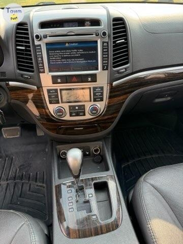 2012 Hyundai Santa Fe Limited - 2 - 1070270-1722879545_0