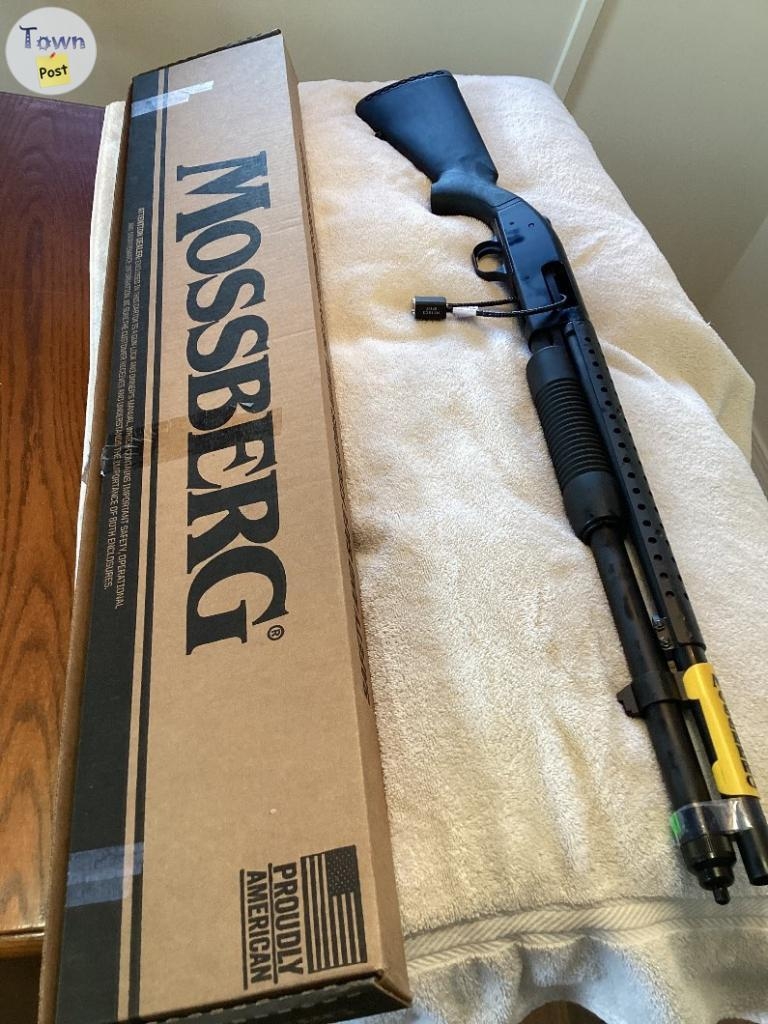 New never fired in box Mossberg M590 persuader 12 gauge - 1 - 1076096-1724288530