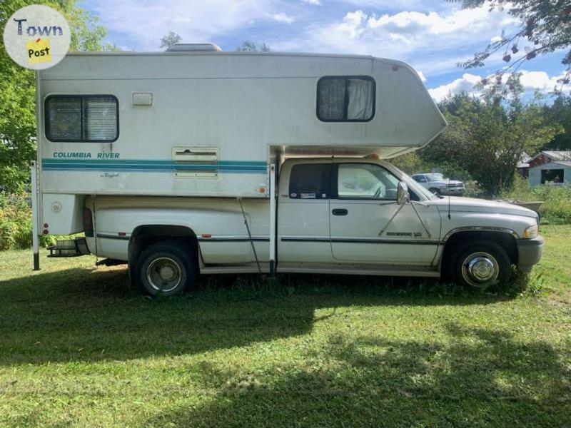 Truck and camper - 2 - 1078814-1725025686_0