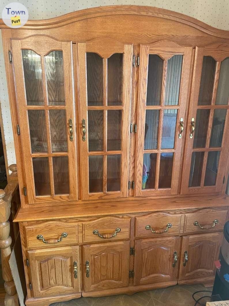 Dinette and Hutch  - 3 - 1081696-1725812162_1