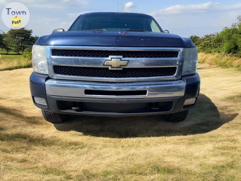 2009 Chevy silverado - 4 - 1082139-1725907555_2