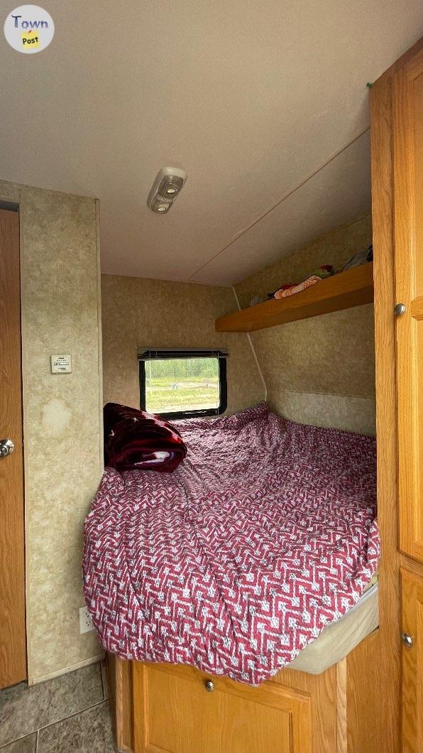 2009 Coachman 17’ - 12 - 1083190-1726167380_10