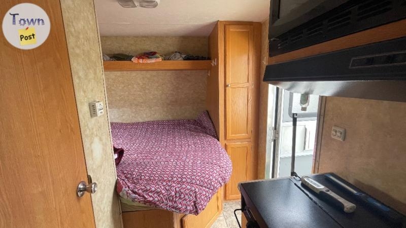 2009 Coachman 17’ - 6 - 1083190-1726167380_4