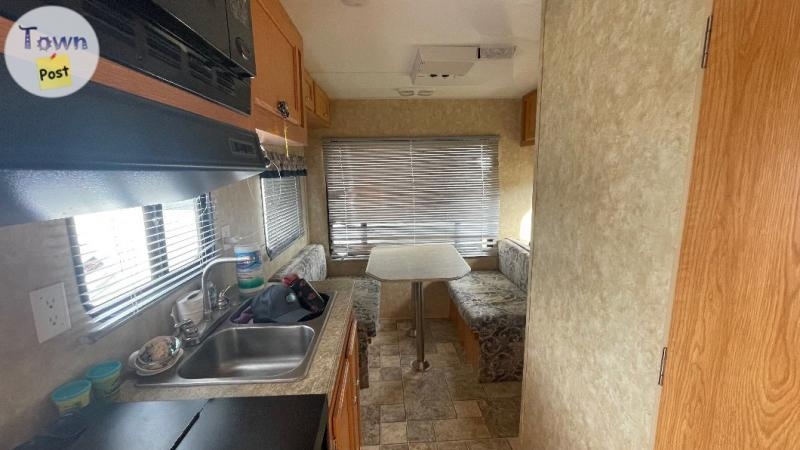 2009 Coachman 17’ - 7 - 1083190-1726167380_5