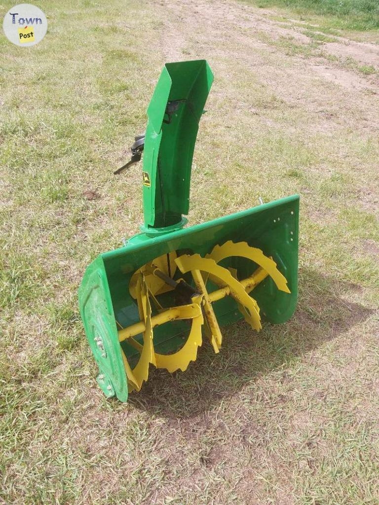 JD snowblower - 1 - 1084236-1726427519