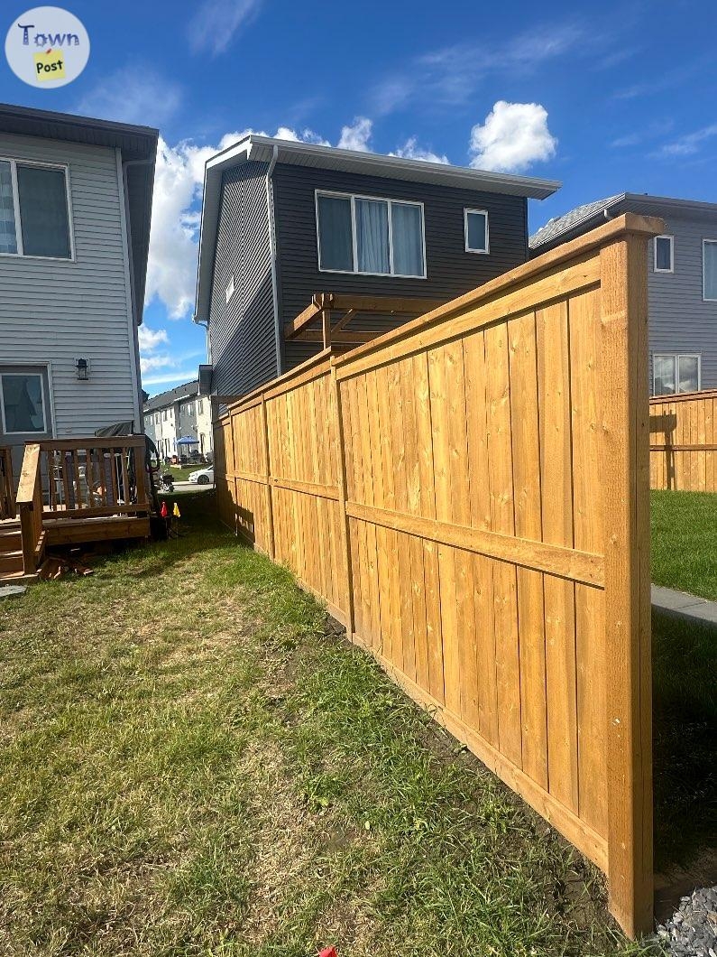 Calgary Airdrie Crossfield’s Leading Fence Experts! - 1 - 1084890-1726596985