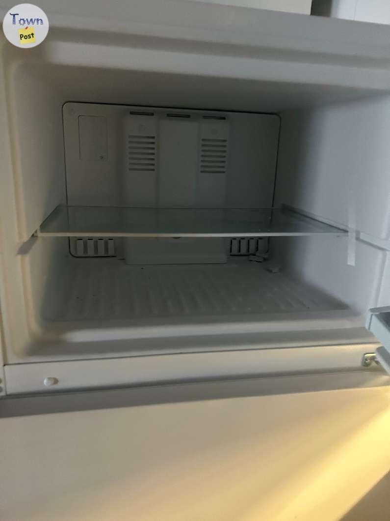 Fridge, Stove & Chest Freezer - 2 - 1084891-1726597295_0