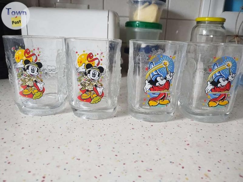 Set of 4 collectible glasses  - 1 - 1085866-1726875296