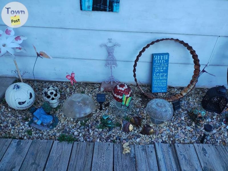 More yard art - 4 - 1087235-1727286010_7