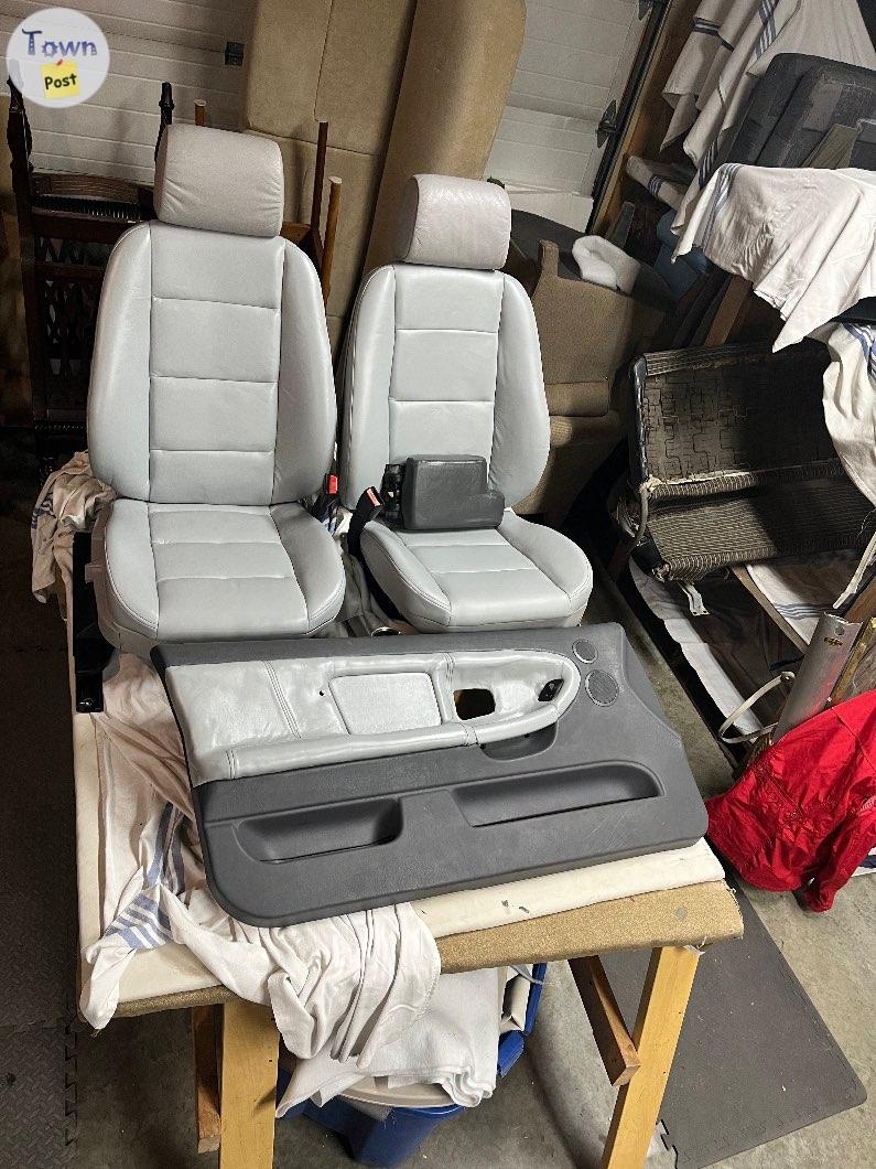 J J Upholstery service - 7 - 1087374-1727321899_5