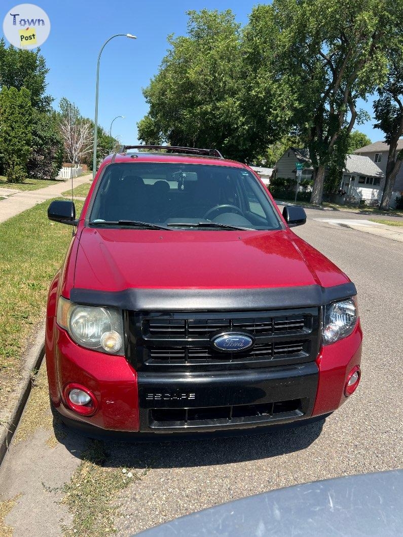 2009 Ford Escape XLT - 2 - 1087455-1727363607_0