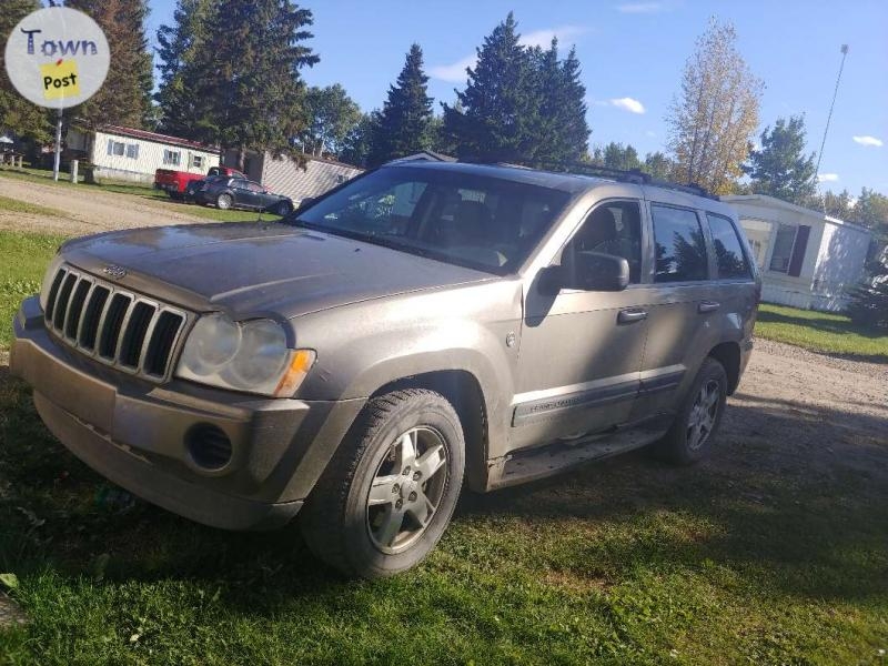 2005 Jeep Grand Cherokee Laredo 3.7 - 3 - 1089197-1727760090_1