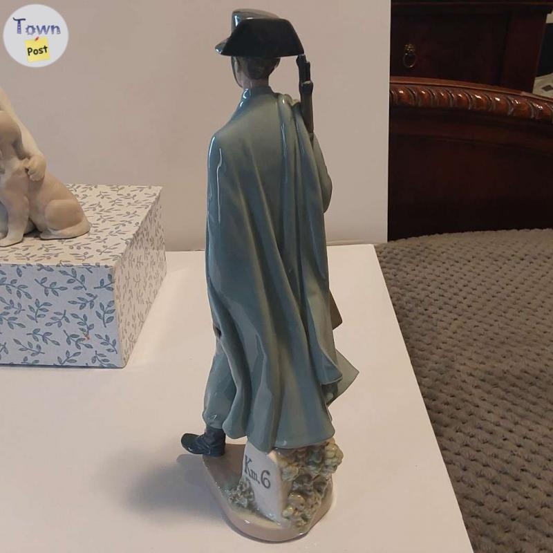 7 Lladro figures, collector's museum, privilege society pieces and more - 8 - 1057186-1730086377_6