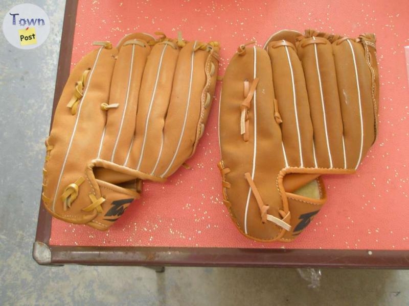 Trappers Basebal glove - 3 - 1092052-1728497433_1