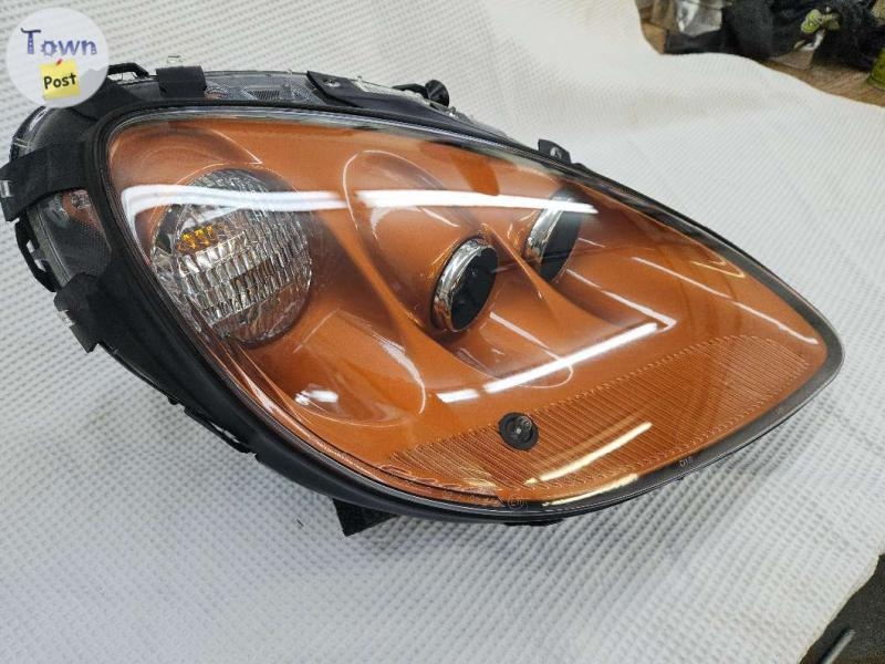 2005-2013 Chevrolet Corvette Right hand passengers Side Atomic Orange Headlight OEM - 2 - 1094639-1729187562_0