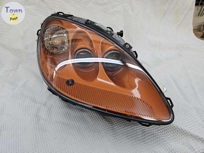 2005-2013 Chevrolet Corvette Right hand passengers Side Atomic Orange Headlight OEM - 6 - 1094639-1729187562_4