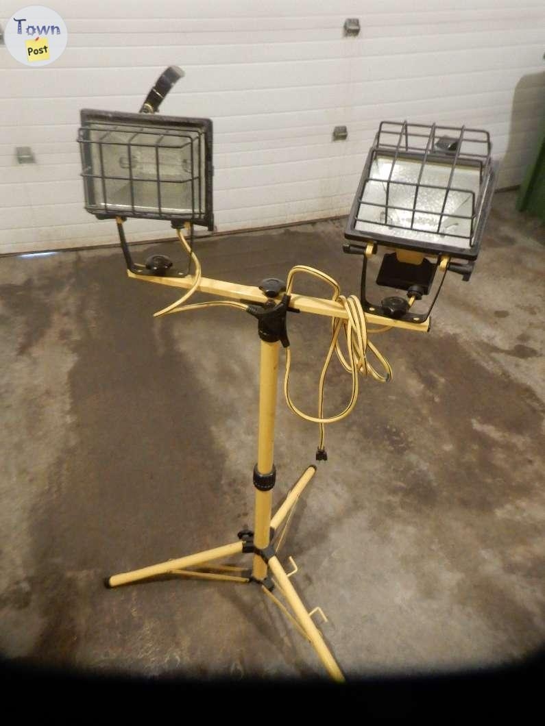 Like New, Construction Light Stand - Dual Lights  - 3 - 1097155-1729809033_1