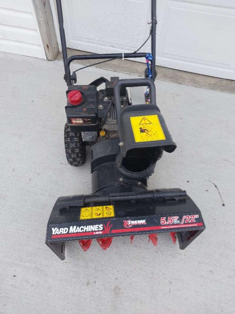 Snowblower in new condition! - 3 - 1083606-1730827273_1