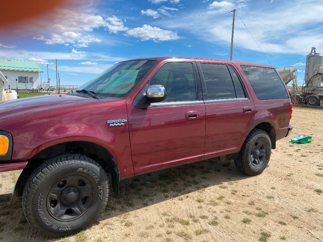 Estate sale 1998 Ford Expedition  - 4 - 1100125-1730569636_2