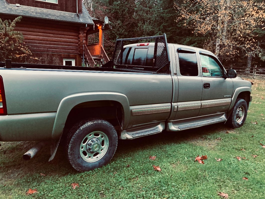 2002 Chevrolet Silverado extended cab LT 2500 2WD V8 224,000 km - 2 - 1103272-1731338282_0