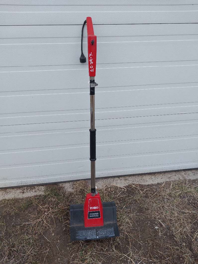 Toro electric snow shovel - 1 - 1734710784518-1730653037_0