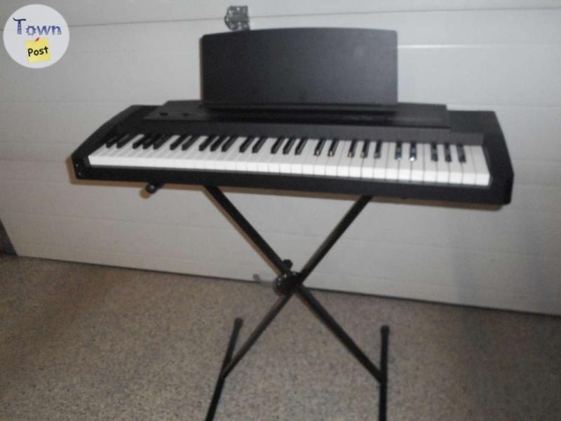 Roland Electronic Keyboard - 1 - Organ 2