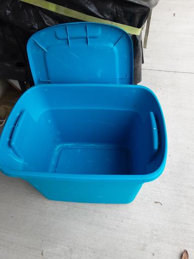 Photo of LARGE BLUE CONTAINER, GOOD CONDITION - 2