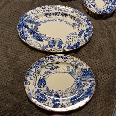 Photo of Royal Crown Derby Blue Mikado, 8 settings, 2 platters, 8 soup bowls 8 dessert plates, cake plate, 2 vegetable bowls, gravy boat and more. - 2