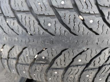 Photo of Nokian Hakkapelliita LT3 Studded winter tires 275/65/R20 - 1