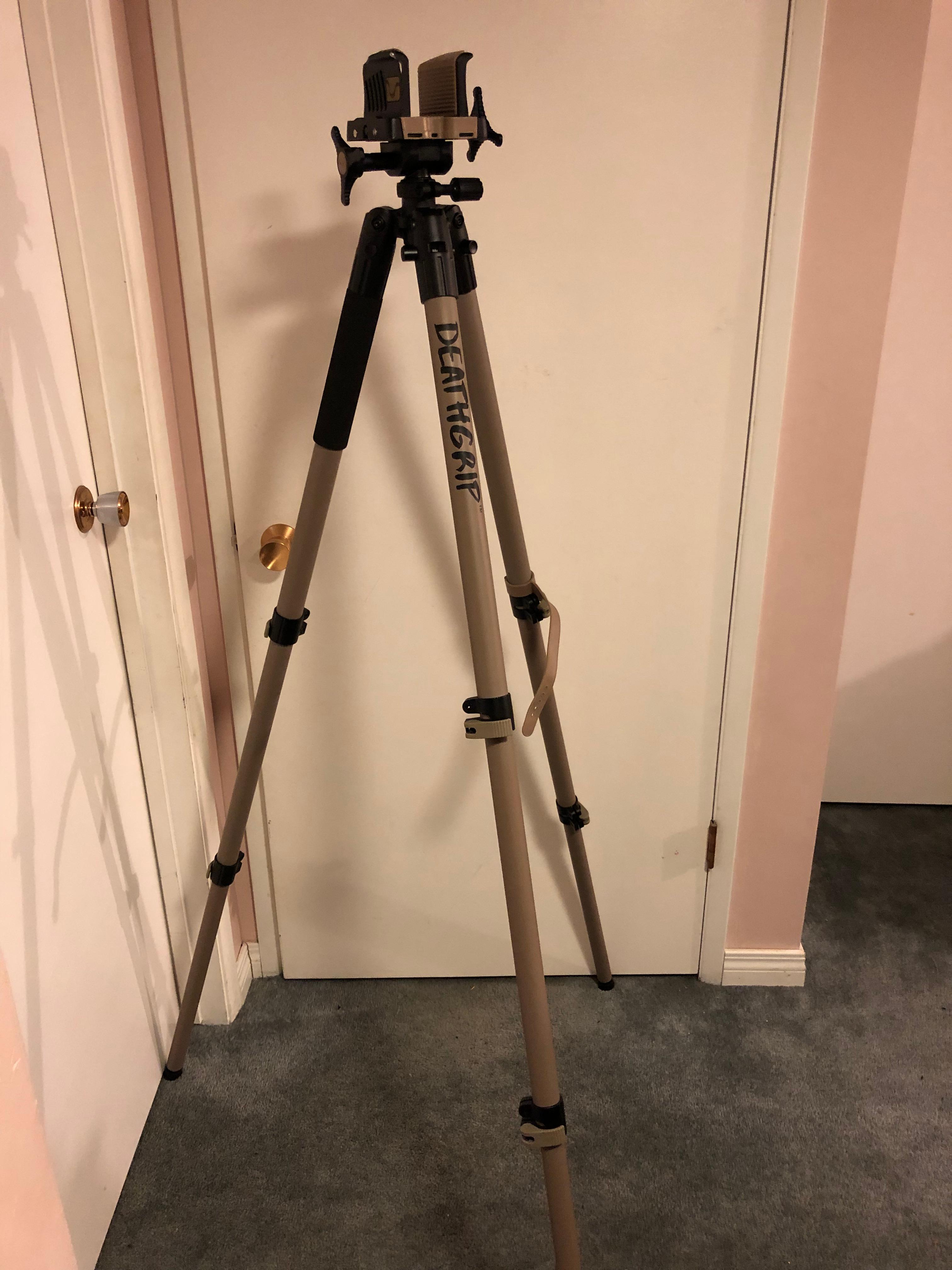 Photo of Bog Deathgrip Precision Tripod - Flat Dark Earth, 