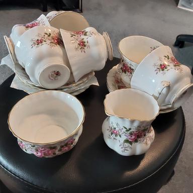 Photo of Royal Albert Lavender Rose, 6 teacups and saucers, cream and sugar, $70 for all - 1