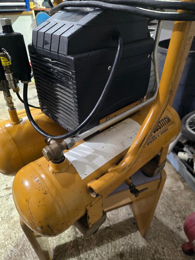 Photo of Air compressor for sale