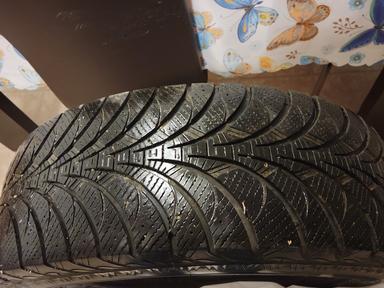 Photo of set of winter tires - 1