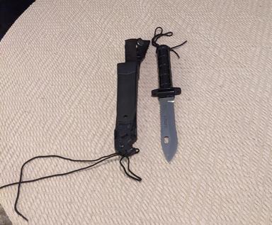 Photo of survival knife - 1