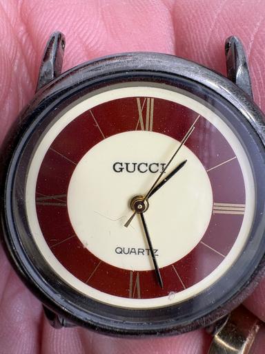 Photo of Vintage Gucci quartz watch face  - 1